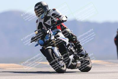 media/Oct-13-2025-Moto Forza (Mon) [[a66d839500]]/4-C Group/Session 4 (Turn 9)/